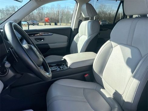 Used 2023 Honda Pilot EX-L image 18