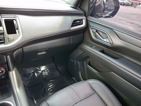 Used 2024 Chevrolet Tahoe RST w/ RST Performance Edition image 17