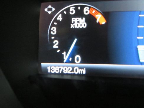 Used 2019 Ford Fusion SE image 18