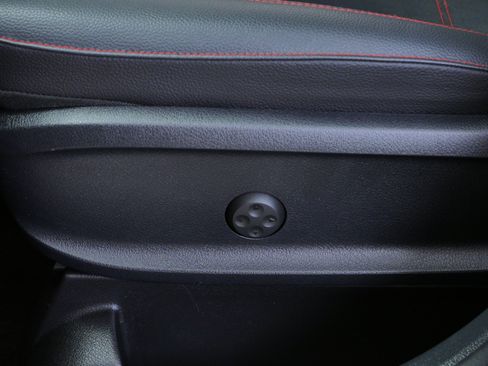 Certified 2023 Mercedes-Benz GLB 35 AMG 4MATIC image 22