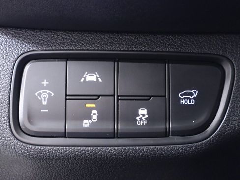 Used 2020 Hyundai Santa Fe Limited FWD image 10