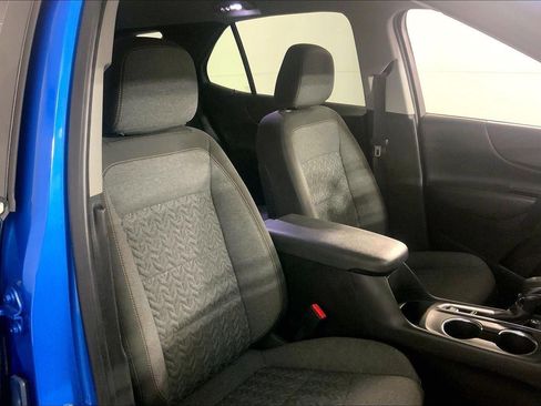 Used 2024 Chevrolet Equinox LT w/ LPO, Floor Liner Package FWD image 7