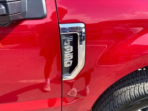 Used 2022 Ford F350 Lariat w/ Lariat Ultimate Package AWD/4WD image 30