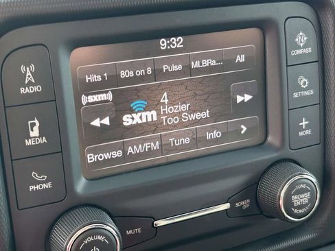 Used 2020 Jeep Wrangler Sport AWD/4WD image 20