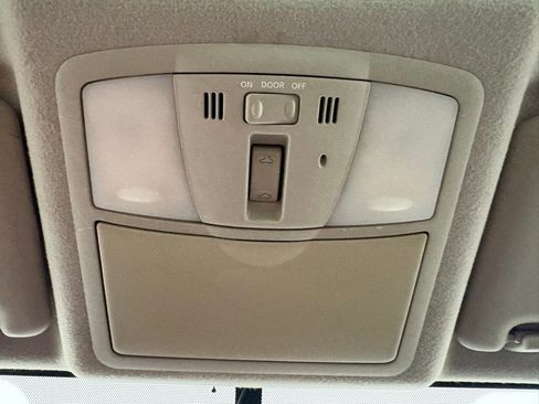 Used 2008 Nissan Rogue SL w/ Premium Pkg FWD image 27