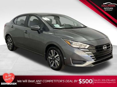 New 2025 Nissan Versa SV w/ Trunk Package