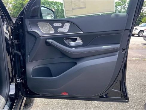 Certified 2025 Mercedes-Benz GLE 450 4MATIC image 19
