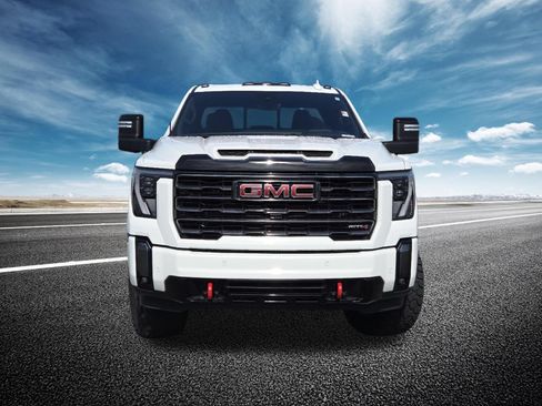 Used 2024 GMC Sierra 2500 AT4 w/ AT4 Premium Plus Package AWD/4WD image 18