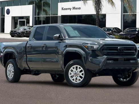 Used 2025 Toyota Tacoma SR5 RWD image 2