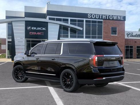 New 2026 GMC Yukon XL Elevation image 3