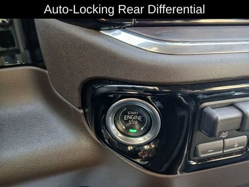 Used 2024 GMC Sierra 1500 SLT w/ SLT Premium Plus Package image 26