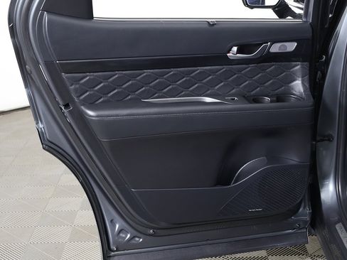 Used 2022 Hyundai Palisade Calligraphy image 33