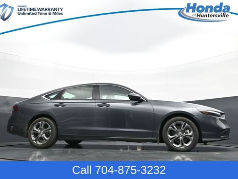Used 2024 Honda Accord EX-L image 30