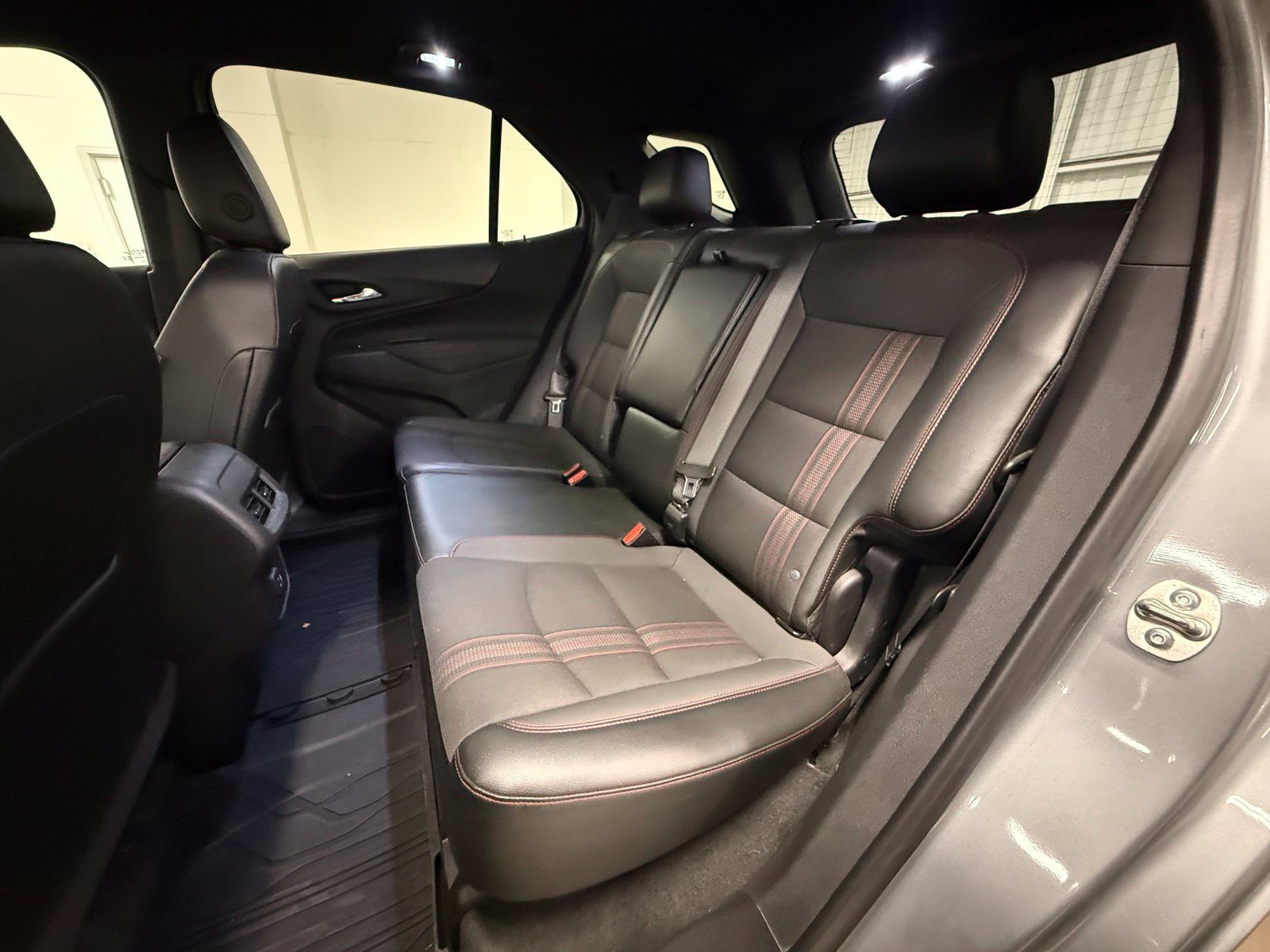 Used 2023 Chevrolet Equinox RS w/ LPO, Floor Liner Package FWD image 23