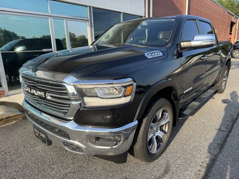 Used 2019 RAM 1500 Laramie AWD/4WD image 5