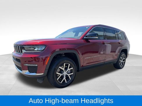 Used 2025 Jeep Grand Cherokee L Limited AWD/4WD image 3