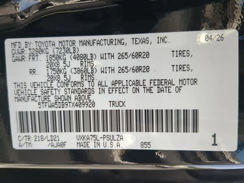 New 2026 Toyota Tundra Limited AWD/4WD image 24