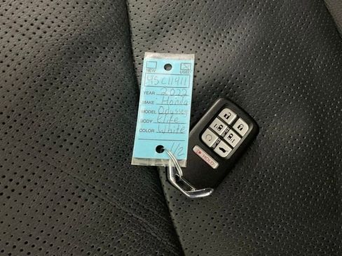 Used 2022 Honda Odyssey Elite image 39