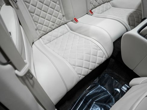 Used 2017 Bentley Continental GT image 38