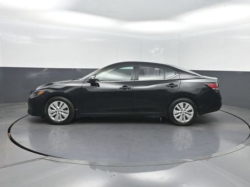 Used 2024 Nissan Sentra S FWD image 3