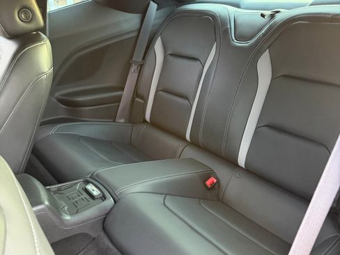 Used 2017 Chevrolet Camaro SS image 13