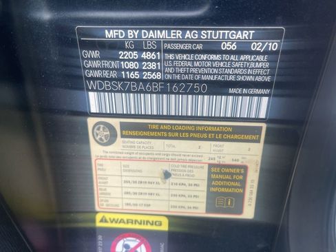 Used 2011 Mercedes-Benz SL 550 image 11