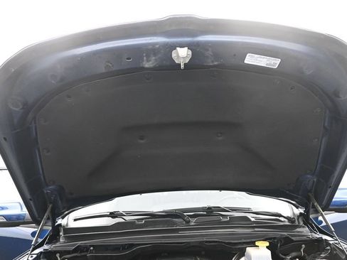 Used 2023 RAM 1500 Laramie AWD/4WD image 32