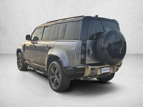 Used 2024 Land Rover Defender 110 X AWD/4WD image 8
