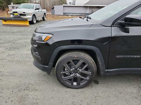 New 2026 Jeep Compass Limited w/ Sun, Sound & Navigation Group image 10