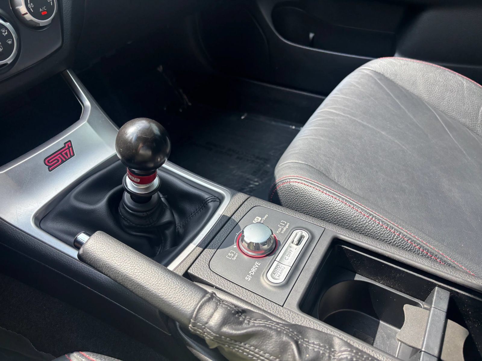 Used 2013 Subaru Impreza WRX STI Limited AWD/4WD image 14