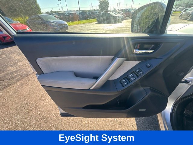 Used 2017 Subaru Forester 2.5i Limited AWD/4WD image 11