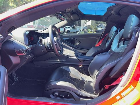 Used 2025 Chevrolet Corvette Stingray Premium Cpe w/ Z51 Performance Package RWD image 11