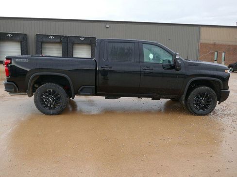 New 2026 Chevrolet Silverado 2500 LTZ w/ LTZ Plus Package AWD/4WD image 3