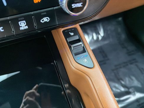 Used 2023 Kia Telluride EX X-Line image 19