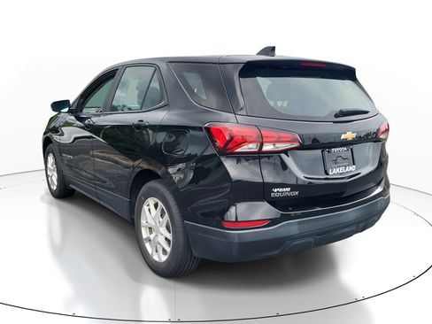 Used 2023 Chevrolet Equinox LS image 5