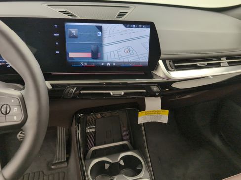 New 2025 BMW X1 xDrive28i w/ Convenience Package image 16