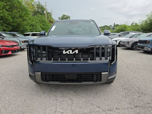 New 2027 Kia Telluride S w/ Towing Package FWD image 3