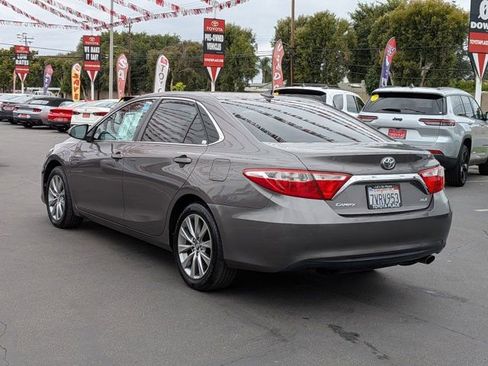 Used 2017 Toyota Camry XLE FWD image 11