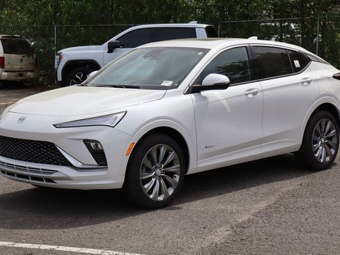 New 2026 Buick Envista Preferred FWD image 2