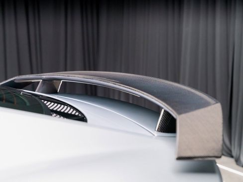 Used 2018 Audi R8 V10 w/ Premium Package image 42