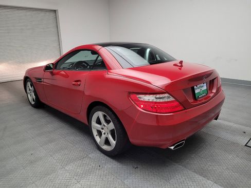 Used 2015 Mercedes-Benz SLK 250 w/ Premium Package image 5