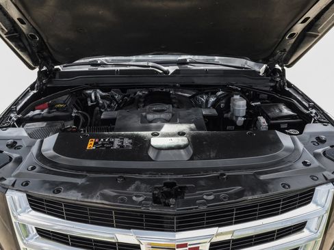 Used 2018 Cadillac Escalade ESV Luxury RWD image 47