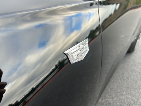 Used 2025 Cadillac XT6 Premium Luxury image 31