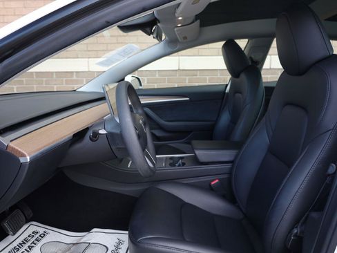 Used 2023 Tesla Model 3 Standard Range RWD image 17