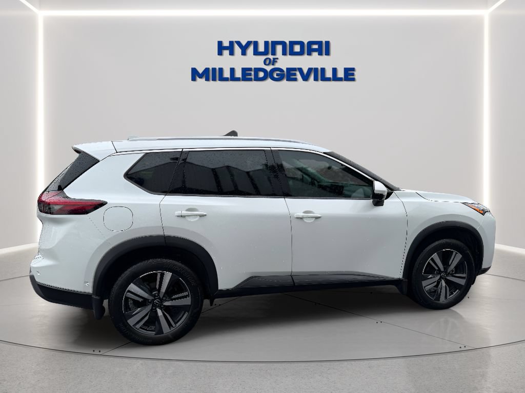 Used 2024 Nissan Rogue SL w/ SL Premium Package FWD image 7