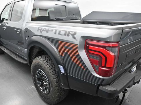 Certified 2025 Ford F150 Raptor w/ Equipment Group 803A Raptor R AWD/4WD image 15