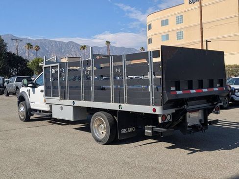 Used 2020 Ford F550 2WD Regular Cab Super Duty image 4