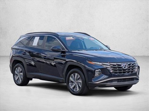 Used 2023 Hyundai Tucson Blue AWD/4WD image 2