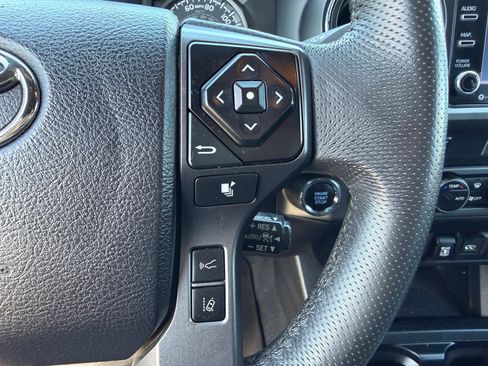Used 2021 Toyota Tacoma TRD Off-Road RWD image 19