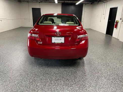 Used 2007 Toyota Camry LE FWD image 8